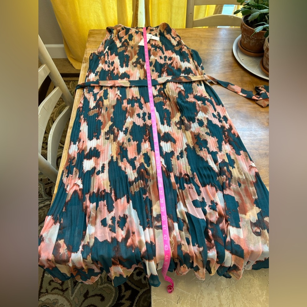 Banana republic pleated midi dress